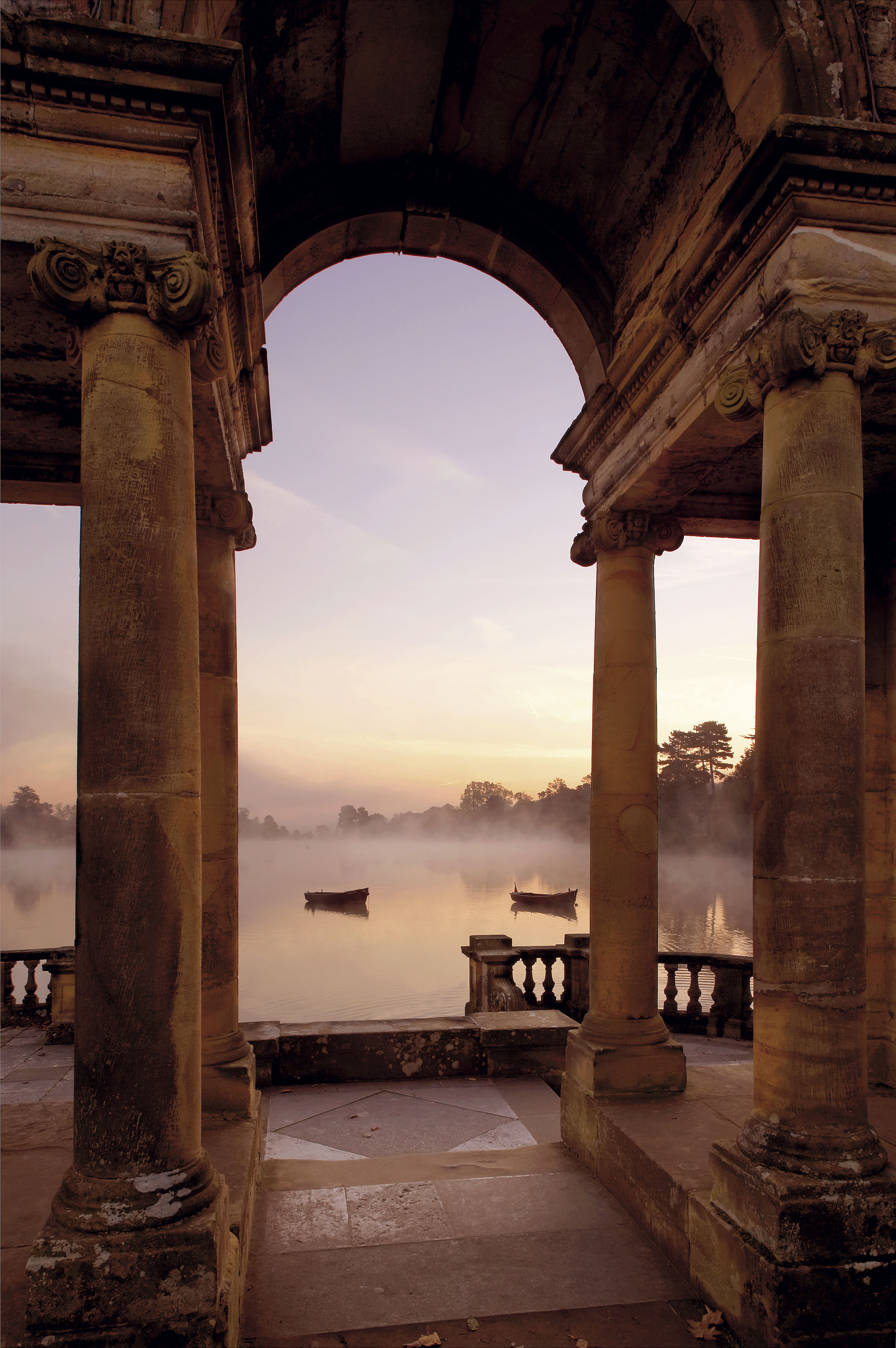 Hever Castle Loggia 01
